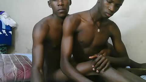 Snapshot of grillzhotz chatting on July 7, 2026, 7:23 am grillzhotz online show from July 7, 2026, 7:23 am