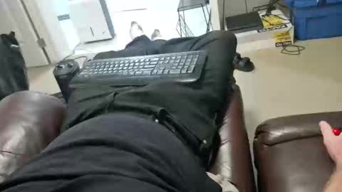 Snapshot of grimetimettr chatting on January 29, 2025, 3:01 am GrimeTime online show from January 29, 2025, 3:01 am