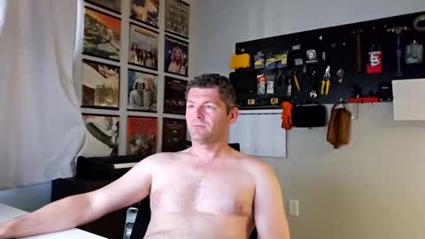 gringo_dik online show from April 6, 2026, 8:43 pm