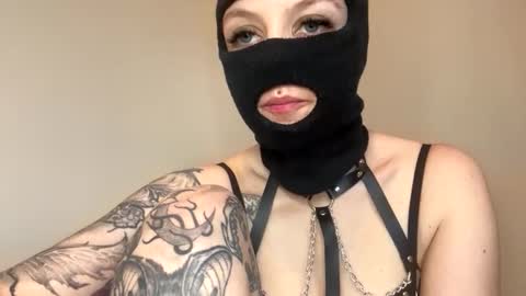 grippy_box online show from October 22, 2025, 1:50 am