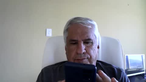 grisa01 online show from September 15, 2025, 1:22 pm