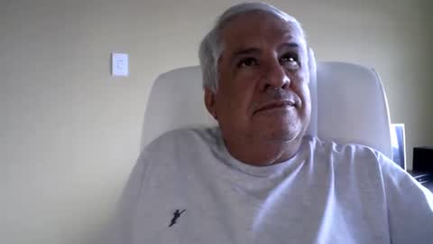 grisa01 online show from September 21, 2025, 2:40 pm