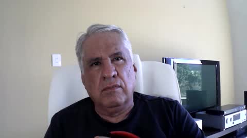 Snapshot of grisa01 chatting on April 19, 2026, 1:32 pm grisa01 online show from April 19, 2026, 1:32 pm