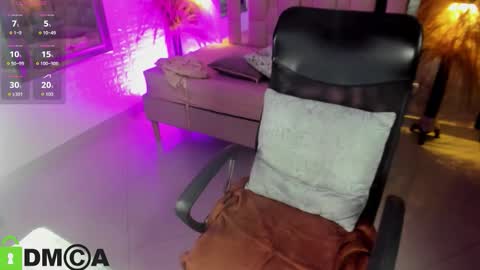 Snapshot of griselle_rousse chatting on November 15, 2025, 6:59 pm online show from November 15, 2025, 6:59 pm