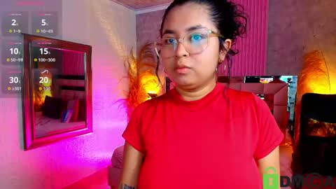 Snapshot of griselle_rousse chatting on April 23, 2026, 9:06 pm online show from April 23, 2026, 9:06 pm
