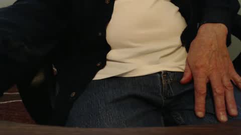 griz01 online show from September 18, 2025, 3:47 pm