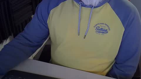 Snapshot of grooce_sub chatting on March 18, 2026, 11:19 pm Grooce online show from March 18, 2026, 11:19 pm