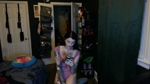 Snapshot of grumpytwo chatting on January 20, 2025, 10:59 pm grumpytwo online show from January 20, 2025, 10:59 pm