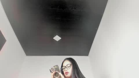 grupojade online show from December 4, 2025, 7:06 am