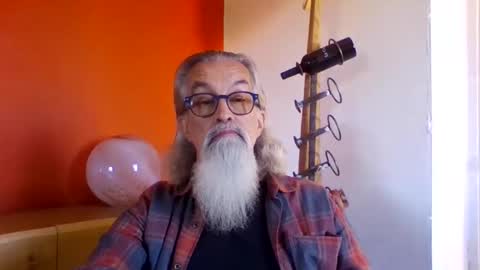 Snapshot of grybear60 chatting on November 4, 2025, 12:15 pm Grybear online show from November 4, 2025, 12:15 pm