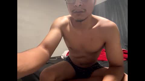 gtrap233 online show from November 21, 2025, 6:23 am