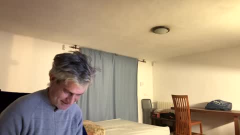 guardiannif_ online show from February 7, 2025, 1:04 am