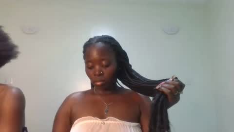 Snapshot of gud_lunah1 chatting on June 25, 2026, 10:53 am gud_lunah1 online show from June 25, 2026, 10:53 am