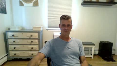 Snapshot of gudguy2025 chatting on July 1, 2026, 4:29 pm gudguy2025 online show from July 1, 2026, 4:29 pm