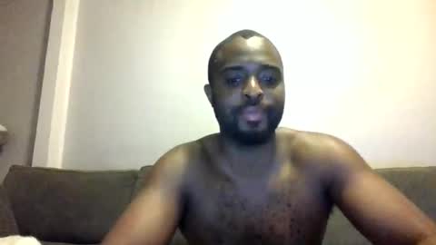 Snapshot of guessssmymiddlename chatting on May 24, 2026, 1:32 am guessssmymiddlename online show from May 24, 2026, 1:32 am