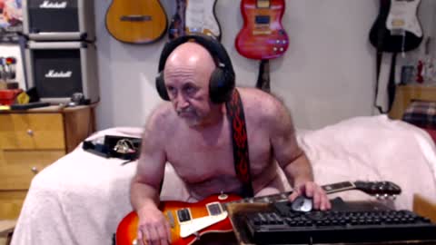 Snapshot of guitarsexgod chatting on January 29, 2025, 2:32 pm Mario online show from January 29, 2025, 2:32 pm