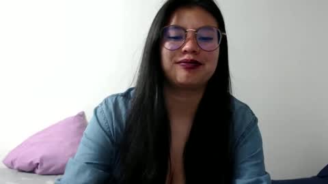 Snapshot of gumball_room chatting on October 14, 2025, 3:35 pm Vane blonde and Hazell black hair online show from October 14, 2025, 3:35 pm