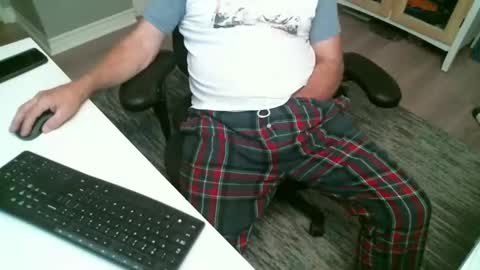 Snapshot of gumpman0553 chatting on November 1, 2025, 3:52 am gumpman0553 online show from November 1, 2025, 3:52 am