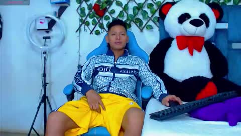 Hakim online show from January 18, 2026, 2:21 pm