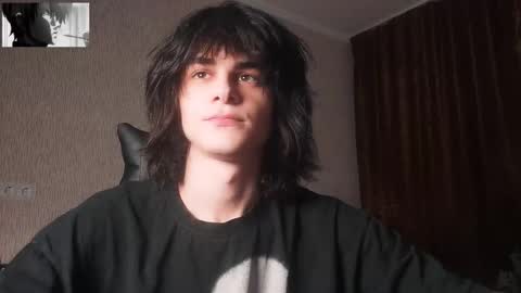 gushill_ online show from October 26, 2025, 12:05 am