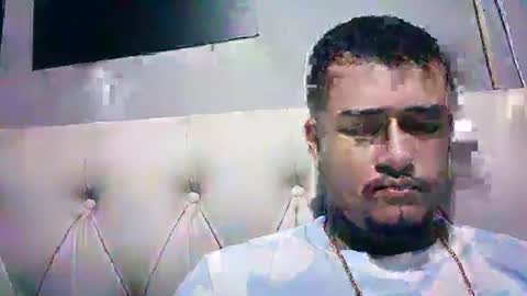 Snapshot of gustavo942493 chatting on July 16, 2026, 2:39 am gustavo942493 online show from July 16, 2026, 2:39 am