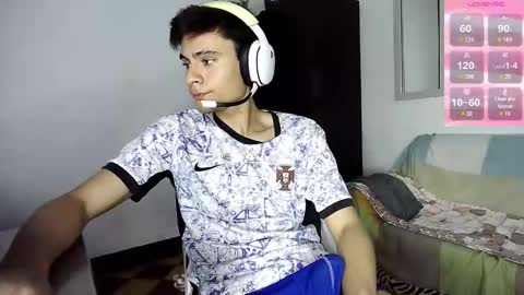 Snapshot of guts1_ chatting on October 15, 2025, 2:39 pm  Guts  online show from October 15, 2025, 2:39 pm