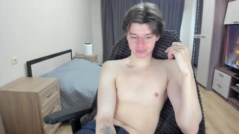 Snapshot of guy_liam1 chatting on March 20, 2026, 7:35 am guy_liam1 online show from March 20, 2026, 7:35 am