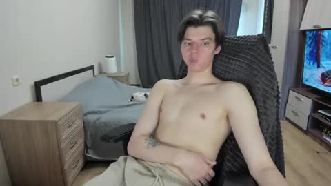 Snapshot of guy_liam1 chatting on April 11, 2026, 8:18 am guy_liam1 online show from April 11, 2026, 8:18 am
