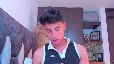 Snapshot of guy_twinks chatting on December 13, 2024, 8:26 pm Gabriel online show from December 13, 2024, 8:26 pm