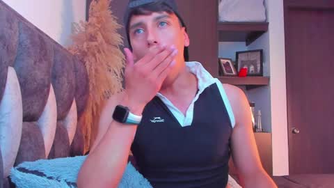 Snapshot of guy_twinks chatting on January 4, 2025, 11:06 pm Gabriel online show from January 4, 2025, 11:06 pm