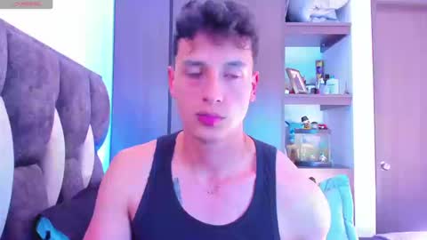 Snapshot of guy_twinks chatting on September 27, 2025, 3:55 am Gabriel online show from September 27, 2025, 3:55 am