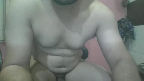 Snapshot of guywith85mm chatting on December 28, 2024, 11:19 am guywith85mm online show from December 28, 2024, 11:19 am