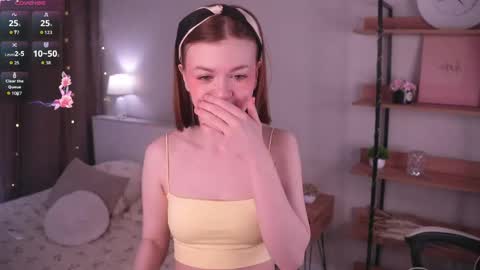 Snapshot of gwendatortoriello chatting on May 10, 2026, 11:04 am Hello everyone Im May online show from May 10, 2026, 11:04 am