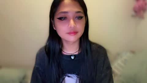 Snapshot of gwynmylove chatting on June 22, 2026, 5:10 pm Gwyn online show from June 22, 2026, 5:10 pm