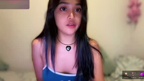 Snapshot of gwynmylove chatting on June 23, 2026, 5:22 pm Gwyn online show from June 23, 2026, 5:22 pm