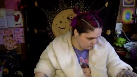 Snapshot of gxddess_fe chatting on February 5, 2026, 4:11 pm Goddess Fe online show from February 5, 2026, 4:11 pm