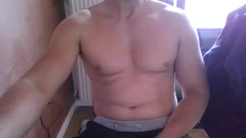 gymxxx_ online show from April 5, 2026, 11:29 am