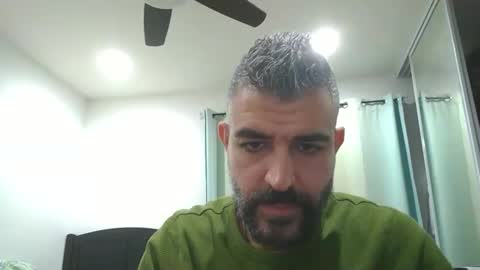 Snapshot of h0nest84 chatting on January 20, 2025, 1:07 am h0nest84 online show from January 20, 2025, 1:07 am