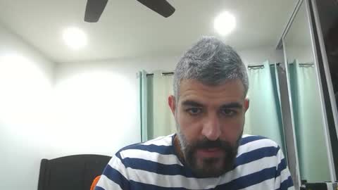 Snapshot of h0nest84 chatting on February 3, 2025, 5:07 am h0nest84 online show from February 3, 2025, 5:07 am