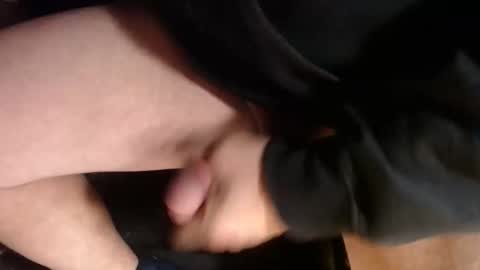 Snapshot of h2omygod chatting on November 24, 2025, 1:11 pm H2omygod online show from November 24, 2025, 1:11 pm