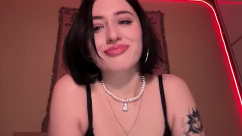 Helga online show from January 17, 2026, 3:39 pm