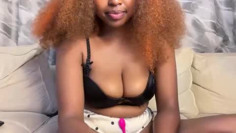 Snapshot of h_o_t_goddess chatting on April 25, 2026, 9:23 pm h_o_t_goddess online show from April 25, 2026, 9:23 pm
