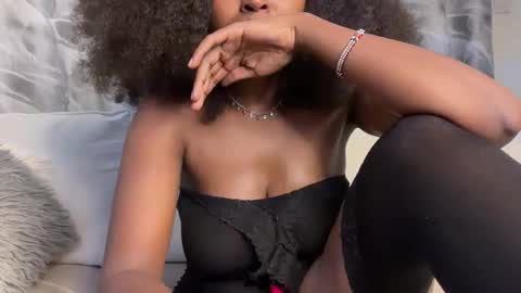 Snapshot of h_o_t_goddess chatting on June 6, 2026, 7:51 pm h_o_t_goddess online show from June 6, 2026, 7:51 pm