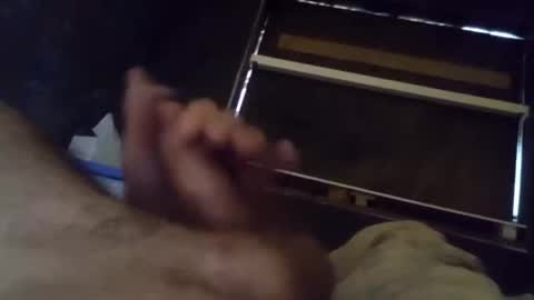 Snapshot of h_rd333 chatting on November 9, 2025, 8:18 pm h_rd333 online show from November 9, 2025, 8:18 pm