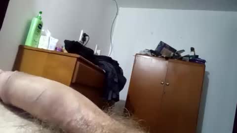 Snapshot of h_rd333 chatting on February 9, 2026, 11:14 am h_rd333 online show from February 9, 2026, 11:14 am