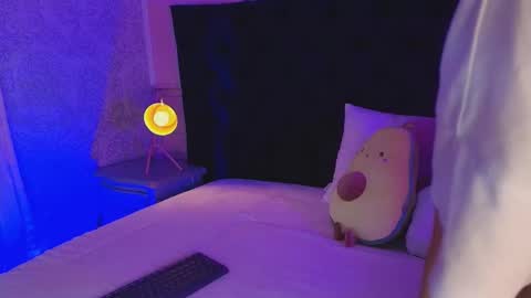 Snapshot of hada_blue_ chatting on May 4, 2026, 8:16 pm hada online show from May 4, 2026, 8:16 pm