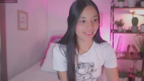 Snapshot of hade_collinss chatting on January 13, 2026, 6:57 pm Hade online show from January 13, 2026, 6:57 pm