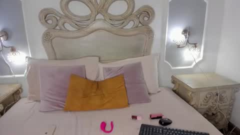 hade_miller online show from June 21, 2026, 3:31 am