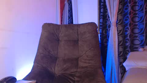 HADEZ online show from May 12, 2026, 11:35 pm
