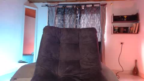 HADEZ online show from May 25, 2026, 9:21 pm